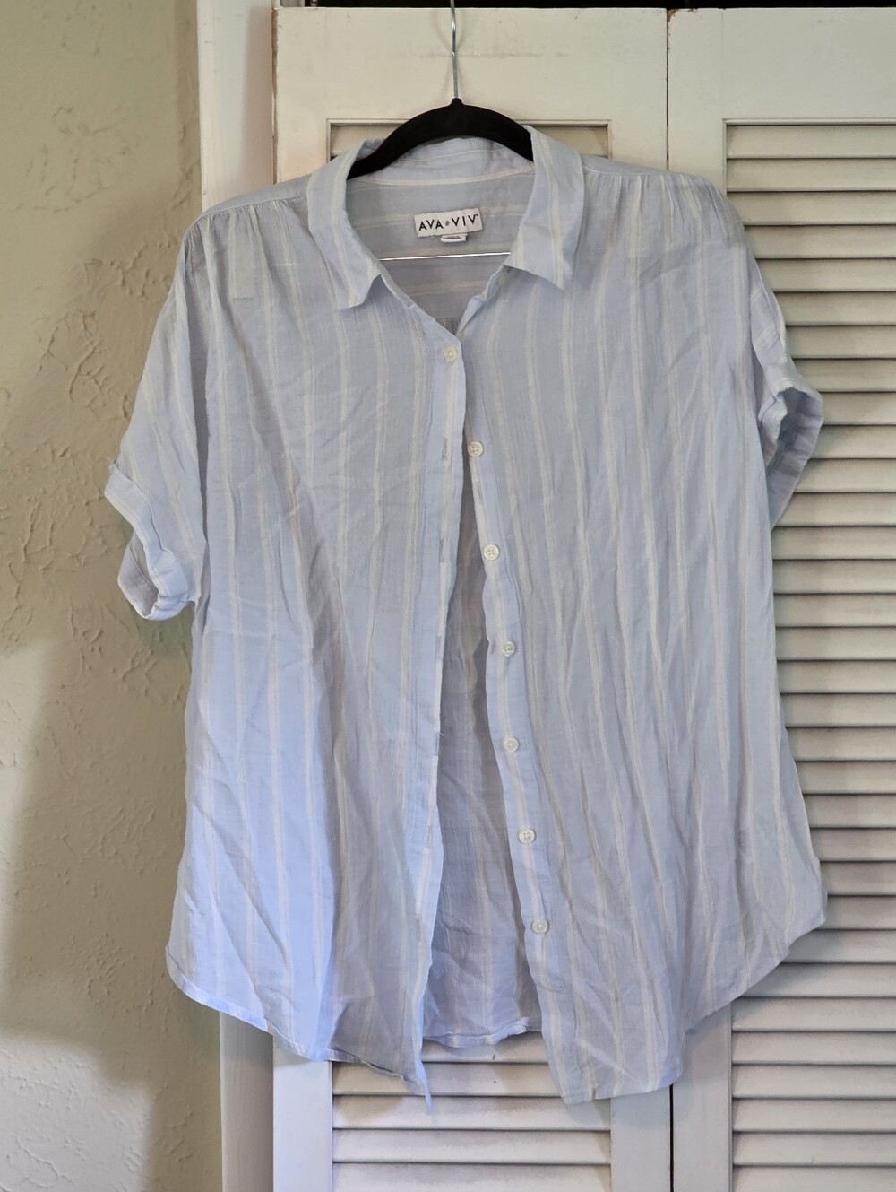 Ava & Viv Size X / 14W Light Blue Striped Button Down Shirt Plus Size
